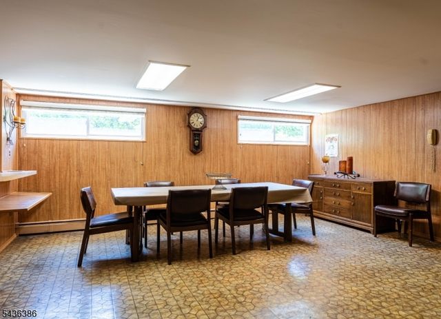 35 Hillside Ave, Netcong Boro, NJ 07857
