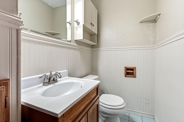 8500 Quinn Avenue S, Bloomington, MN 55437