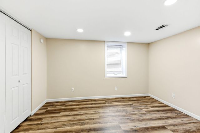 8500 Quinn Avenue S, Bloomington, MN 55437
