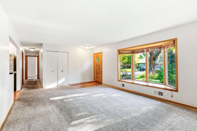 8500 Quinn Avenue S, Bloomington, MN 55437