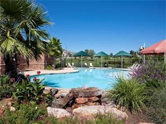 5708 SCENIC LAKE DR, Georgetown, TX 78626
