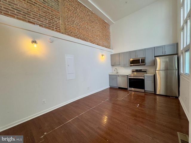 10 E MULBERRY ST #1, REAR, Baltimore, MD 21202