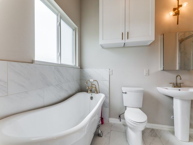 2001 Pebblebrook Trail, Irving, TX 75060