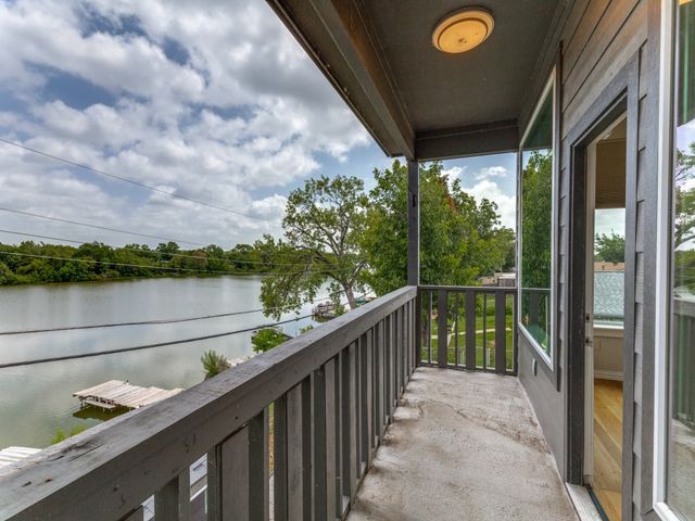 2001 Pebblebrook Trail, Irving, TX 75060