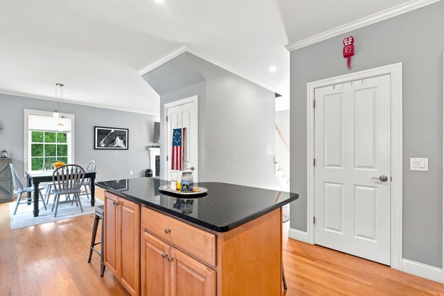 34 Dunbarton Center Road, Bow, NH 03304