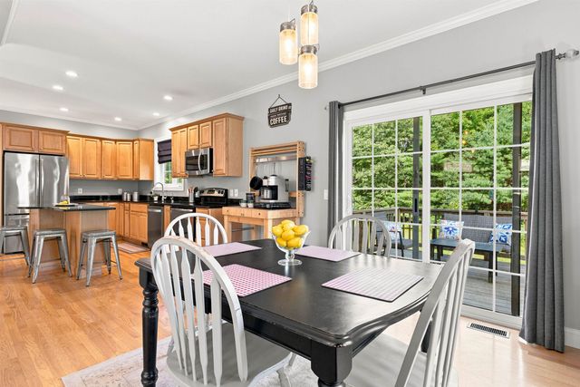 34 Dunbarton Center Road, Bow, NH 03304