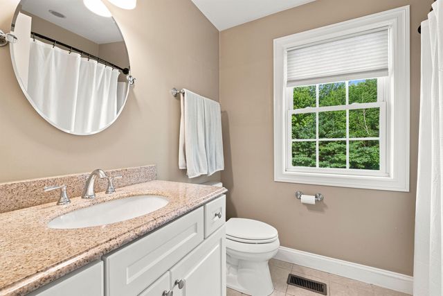 34 Dunbarton Center Road, Bow, NH 03304