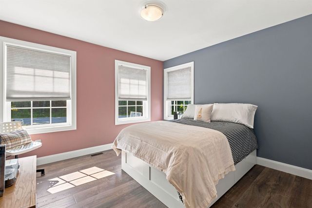 34 Dunbarton Center Road, Bow, NH 03304
