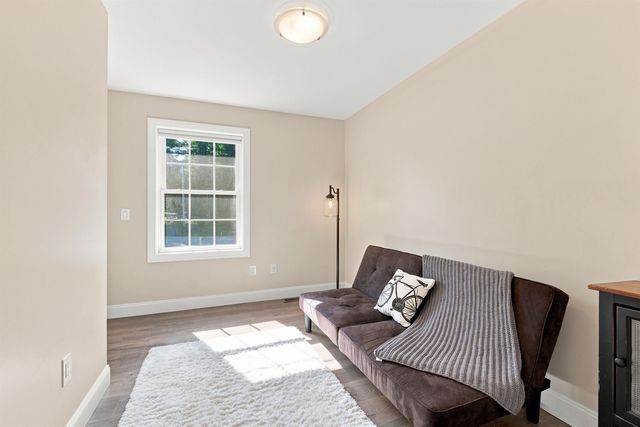 34 Dunbarton Center Road, Bow, NH 03304