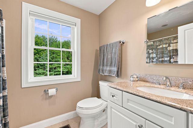 34 Dunbarton Center Road, Bow, NH 03304