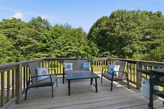 34 Dunbarton Center Road, Bow, NH 03304