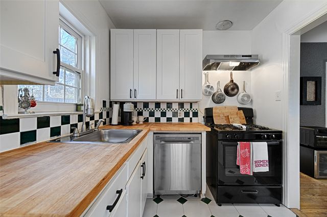 1707 Homewood Place, Dallas, TX 75224