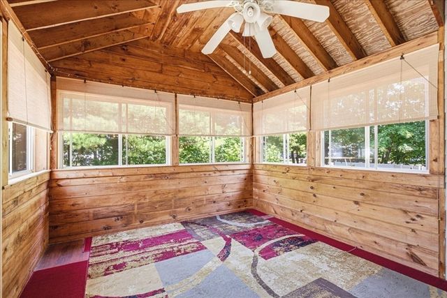 45 Cobblestone Ln, Weymouth, MA 02190