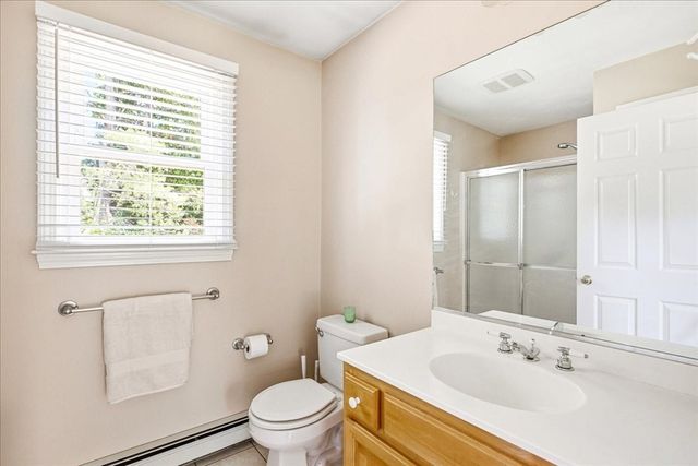 45 Cobblestone Ln, Weymouth, MA 02190