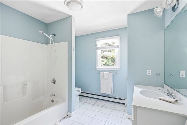 45 Cobblestone Ln, Weymouth, MA 02190
