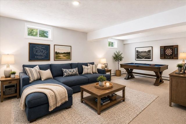 45 Cobblestone Ln, Weymouth, MA 02190