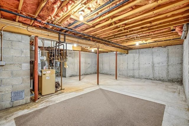 45 Cobblestone Ln, Weymouth, MA 02190