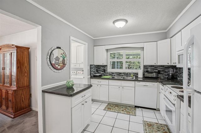 1525 LESLIE DRIVE, Lakeland, FL 33801