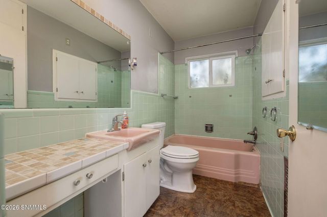 160 Roberts Drive, Las Cruces, NM 88005