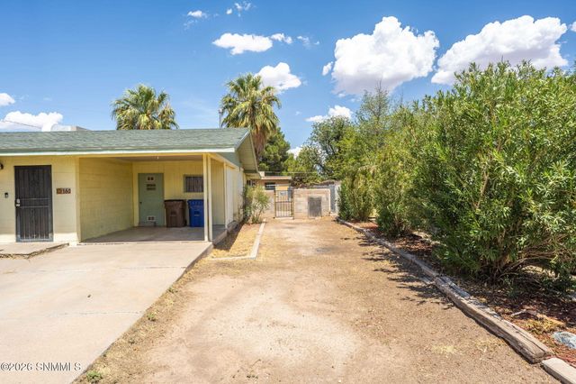 160 Roberts Drive, Las Cruces, NM 88005