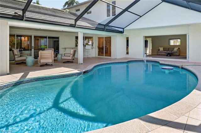 660 14th AVE S, Naples, FL 34102