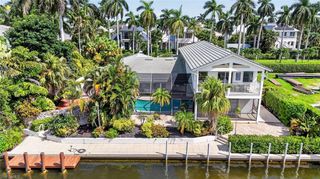 660 14th AVE S, Naples, FL 34102
