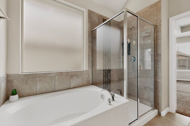 7811 Links Drive, Arlington, TX 76001