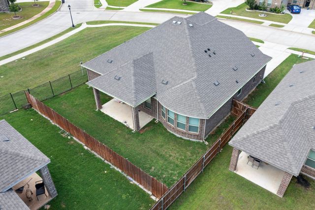 7811 Links Drive, Arlington, TX 76001