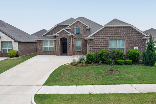 7811 Links Drive, Arlington, TX 76001