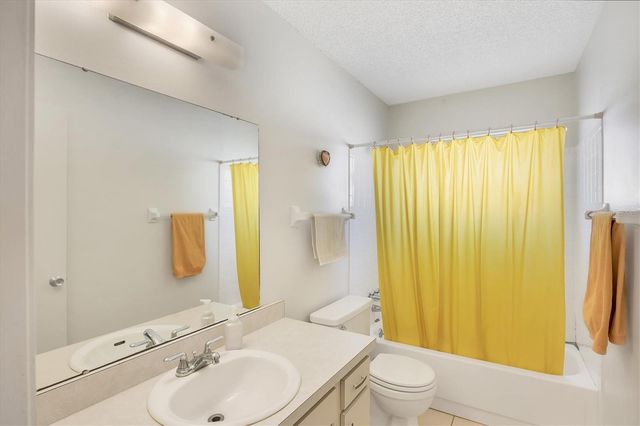 6238 GREEN VIEW CIRCLE 69, Sarasota, FL 34231