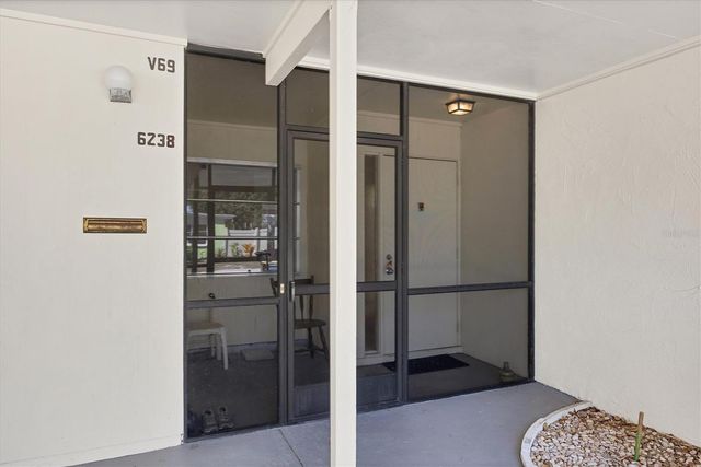 6238 GREEN VIEW CIRCLE 69, Sarasota, FL 34231