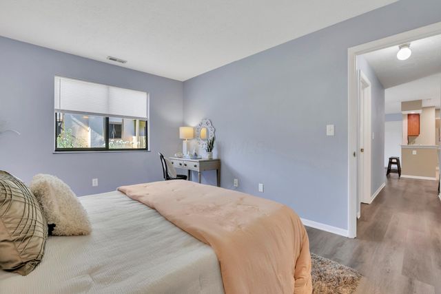 2269 Hedgerow Road, 2269B, Columbus, OH 43220