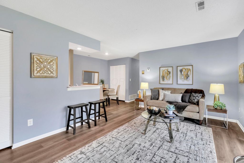 2269 Hedgerow Road, 2269B, Columbus, OH 43220