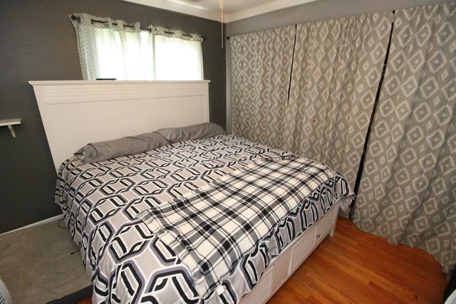 29261 Grant Street, Saint Clair Shores, MI 48081