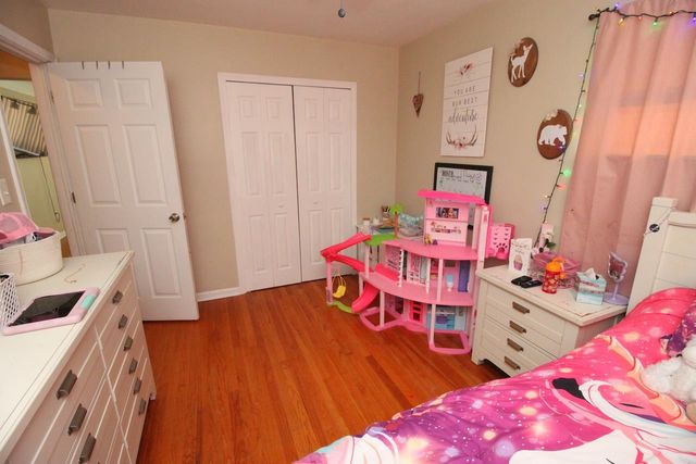 29261 Grant Street, Saint Clair Shores, MI 48081