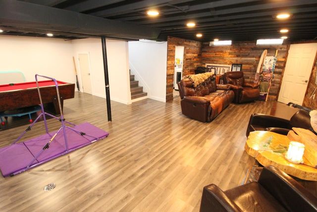 29261 Grant Street, Saint Clair Shores, MI 48081