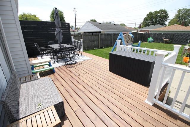 29261 Grant Street, Saint Clair Shores, MI 48081