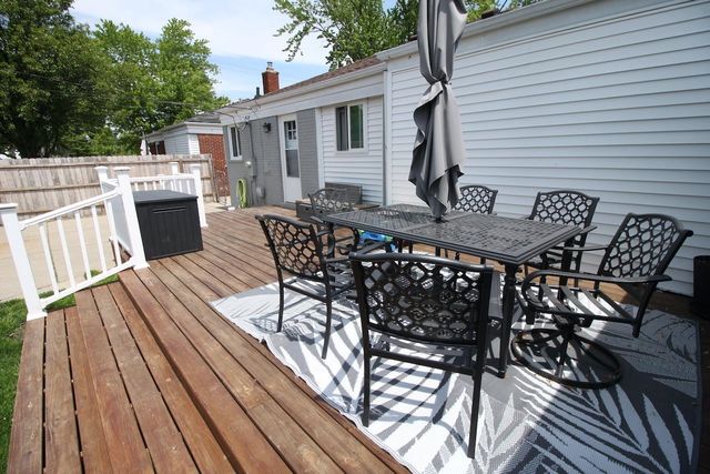 29261 Grant Street, Saint Clair Shores, MI 48081