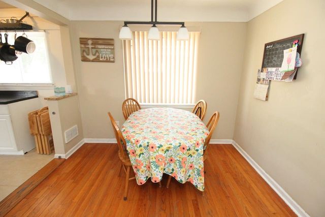29261 Grant Street, Saint Clair Shores, MI 48081