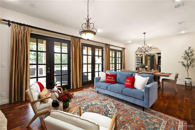 7417 N 4th Street, Mcallen, TX 78504