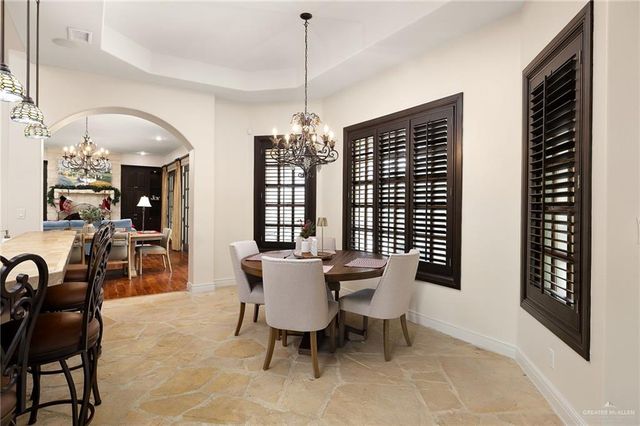 7417 N 4th Street, Mcallen, TX 78504