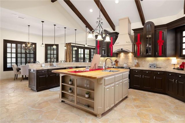 7417 N 4th Street, Mcallen, TX 78504