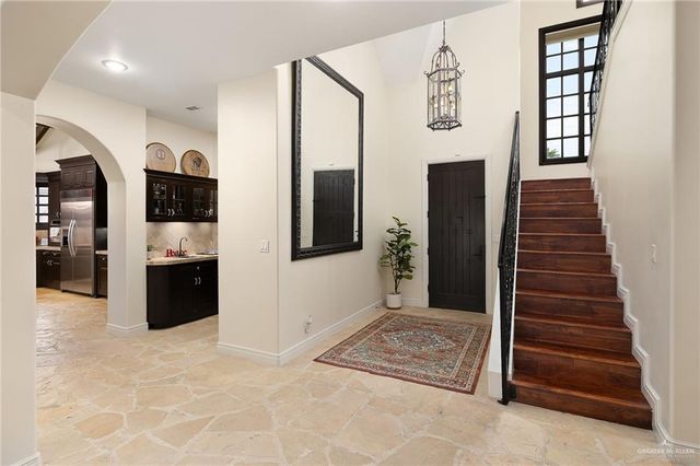 7417 N 4th Street, Mcallen, TX 78504