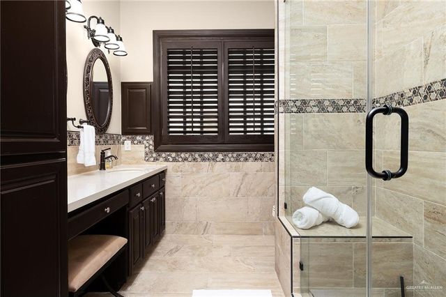 7417 N 4th Street, Mcallen, TX 78504