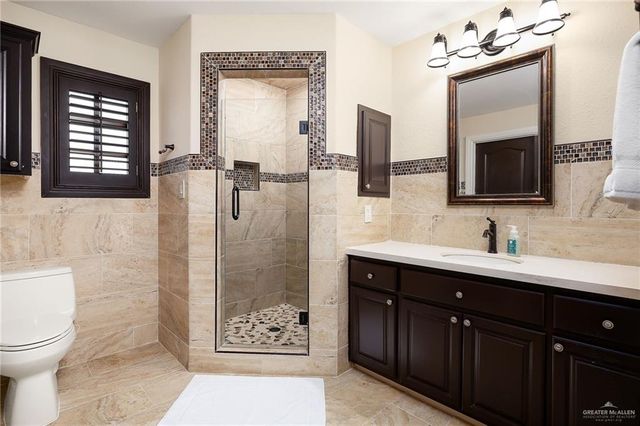 7417 N 4th Street, Mcallen, TX 78504