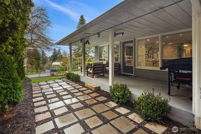 4711 Castle Lane, Everett, WA 98203