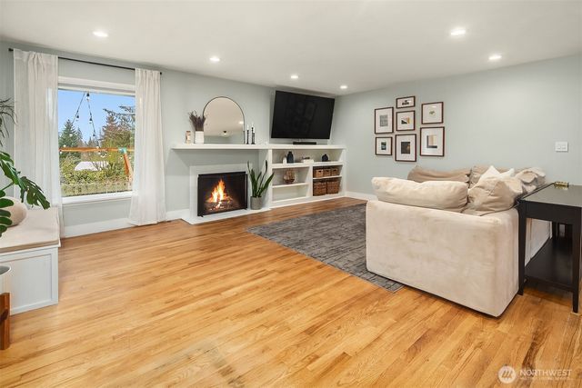 4711 Castle Lane, Everett, WA 98203