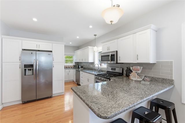 22 Taft Avenue 1, Providence, RI 02906