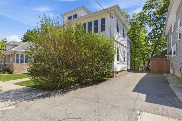 22 Taft Avenue 1, Providence, RI 02906