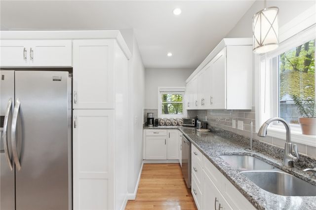 22 Taft Avenue 1, Providence, RI 02906